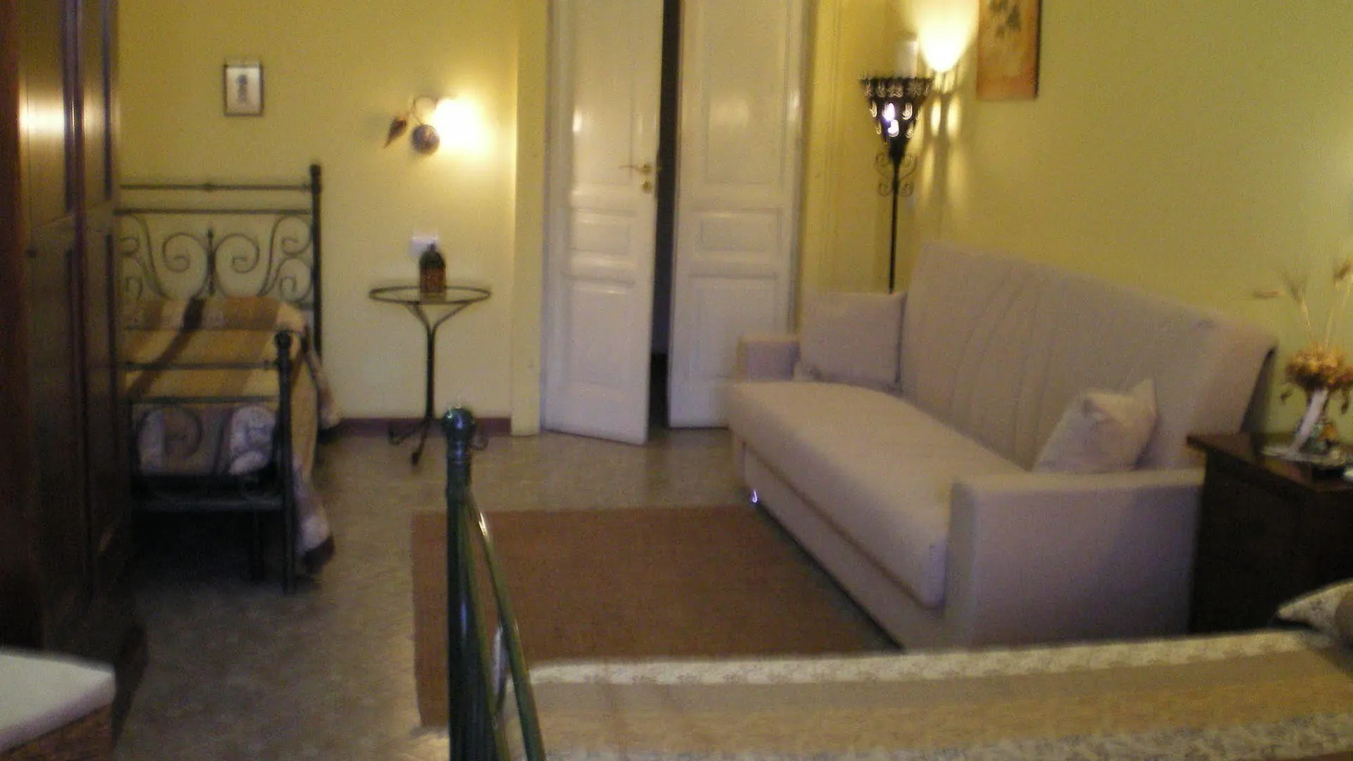 Palazzo Aprile Hotel Caltagirone 2*,