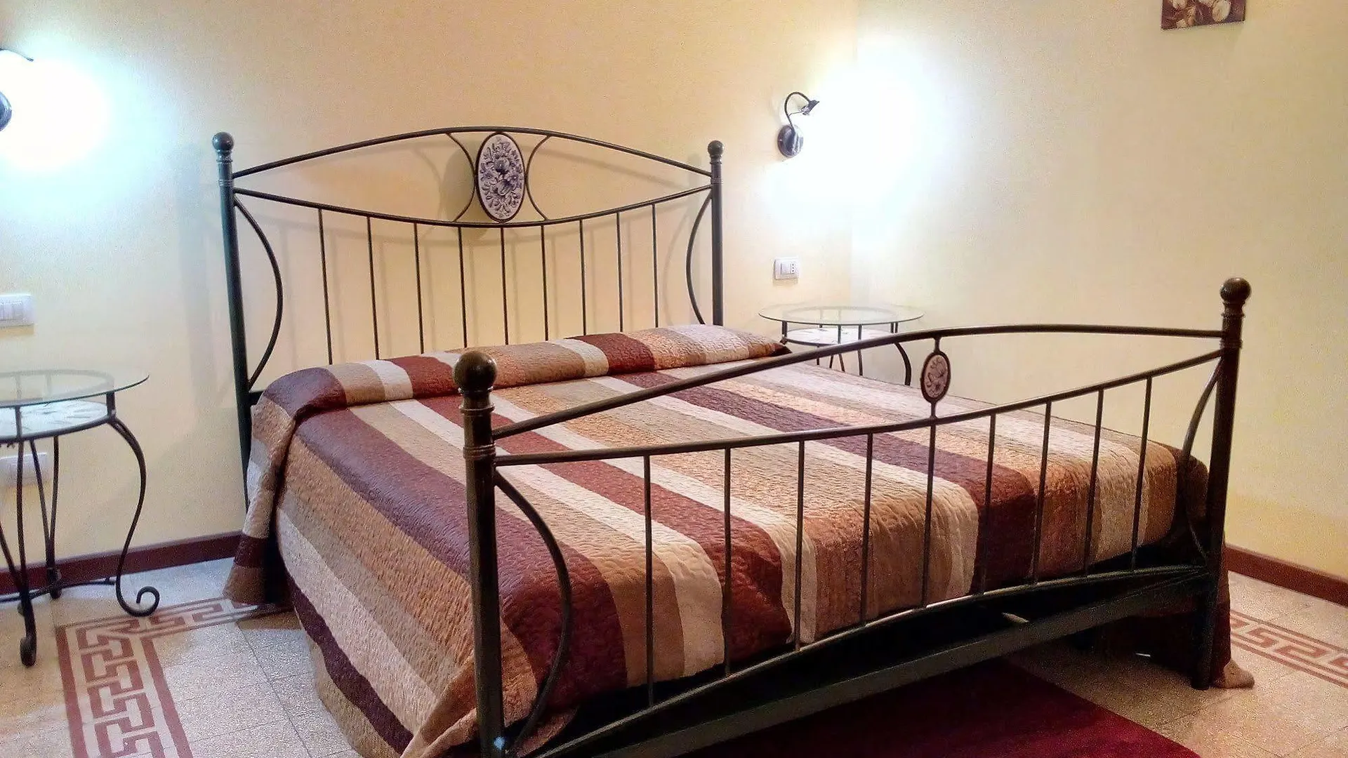 Hotel Palazzo Aprile à Caltagirone Maison d'hôtes